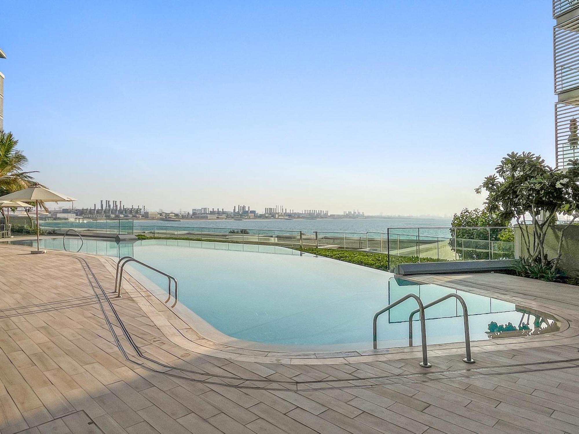 Apartment Lavish 4br With Sea View At Bluewaters L Pool & Gym
